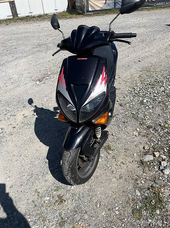 Scooter: Scooter peugeot  – Usato da Vouvry venduto da luismatos 2
