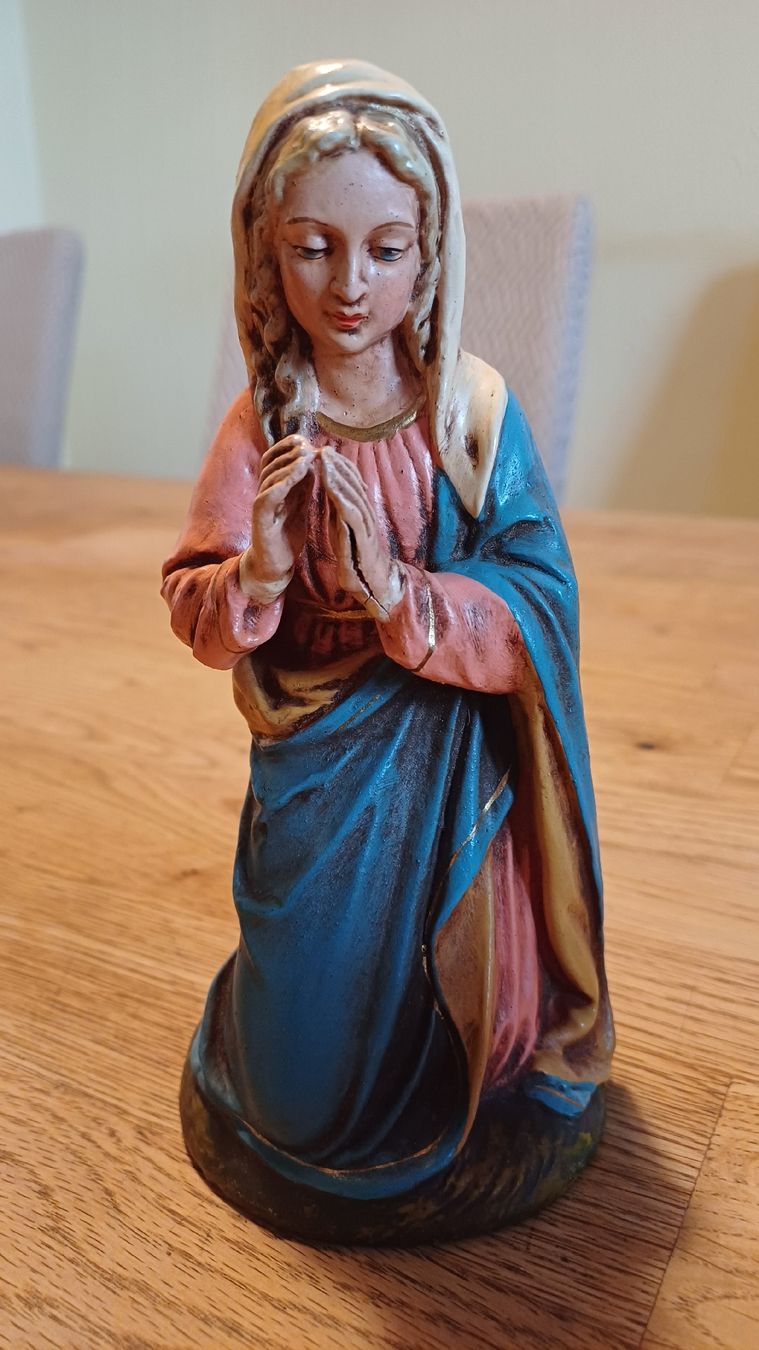 Figuren: Schöne Maria Krippenfigur – Gebraucht aus Flawil von Naphtali