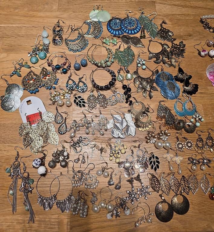Orecchini pendenti & Orecchini a lobo: Modeschmuck / Ohrringe – Usato da St. Gallen venduto da loveric 2