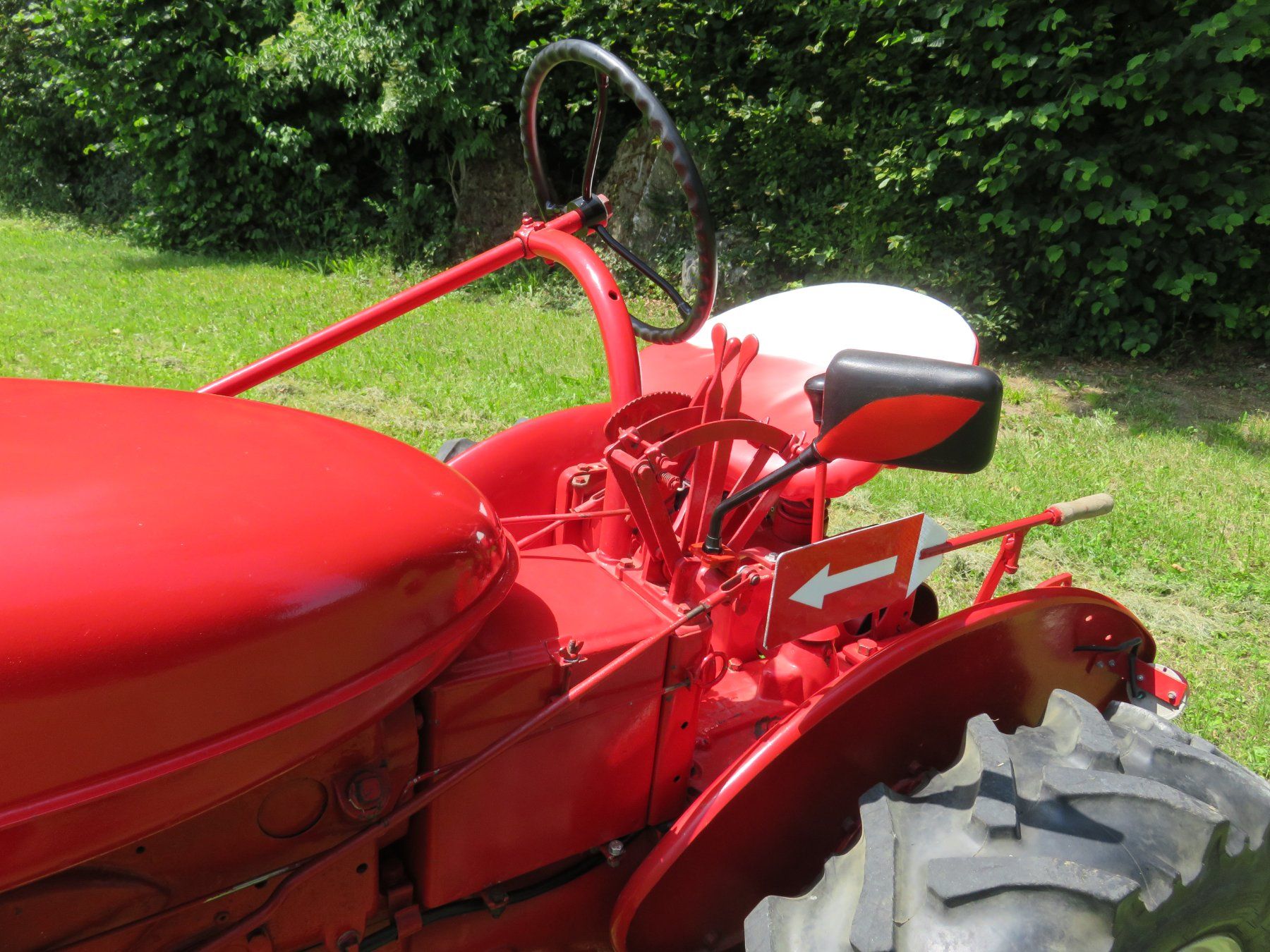 IHC Traktoren: Traktor International Farmall Super A Oldtimer – Gebraucht aus Hörhausen von Kobi114830 3