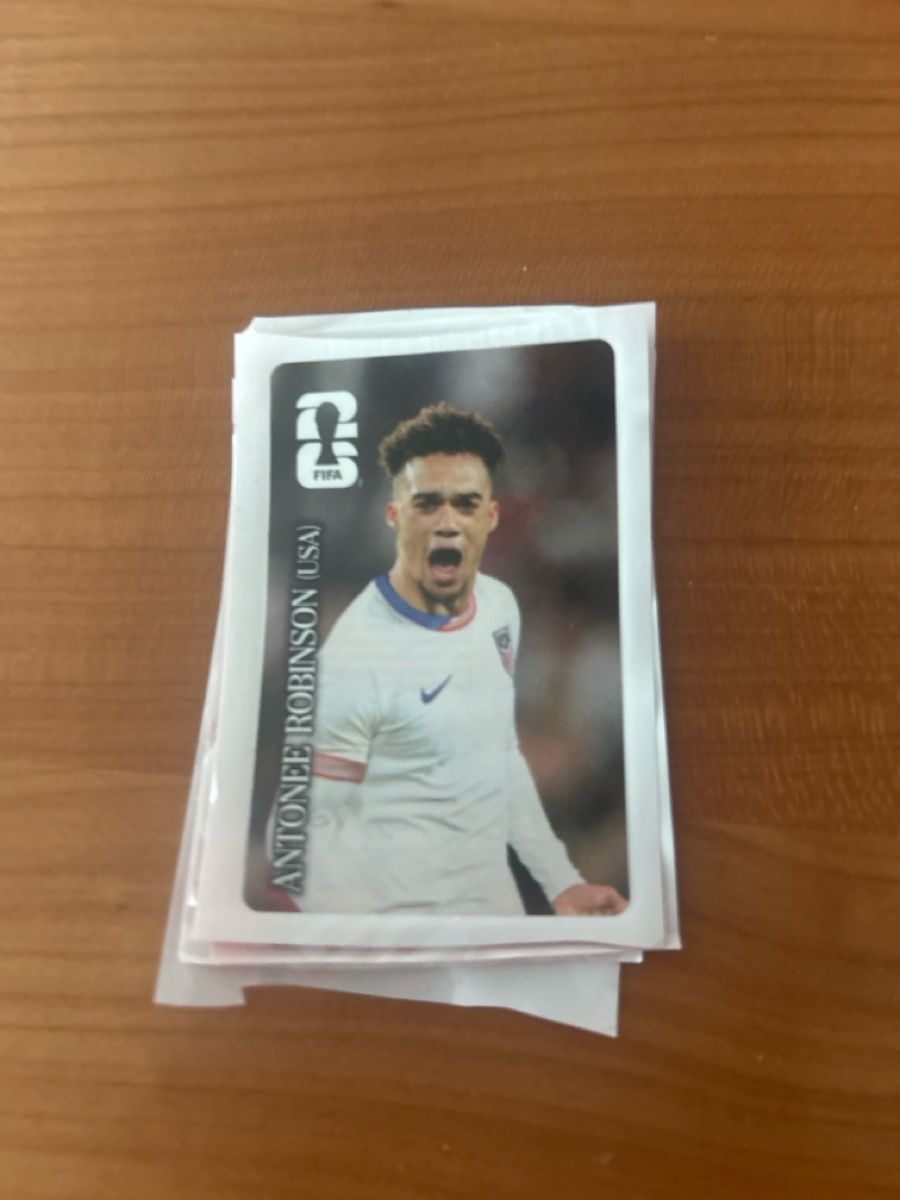 Panini Carte collezionabili:  Antonee Robinson Coca Cola Panini Bild – Nuovo e nell'imballaggio originale da Binningen venduto da Christine08