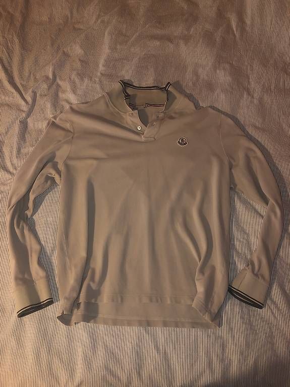Magliette Polo: Moncler Langarmpolo – Usato da Wegenstetten venduto da secondhand.jpg