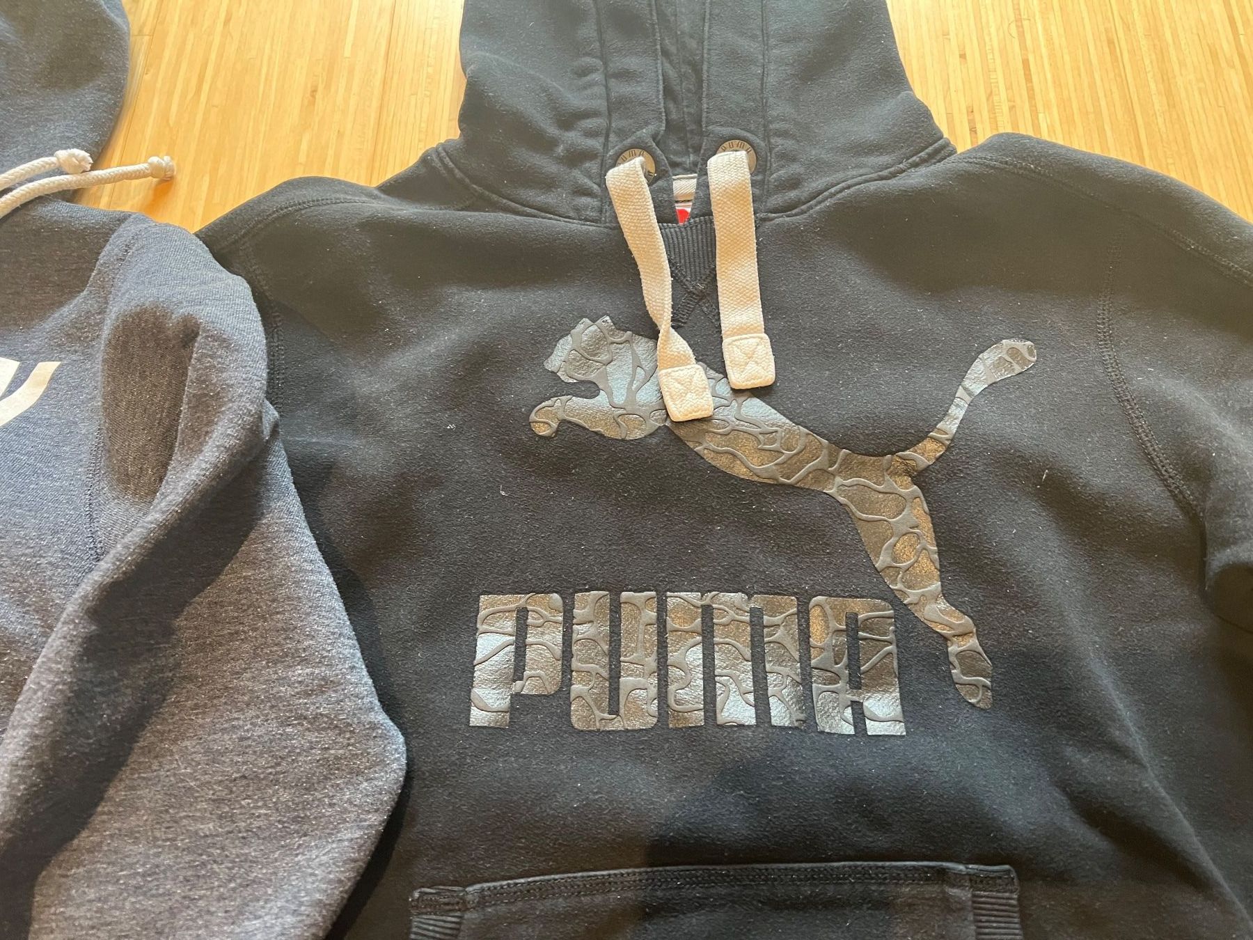 Puma Maglioni & Felpe: 2 Kapuzenpullover/hoodie Männer grösse S – Usato da subingen venduto da gibo11 1