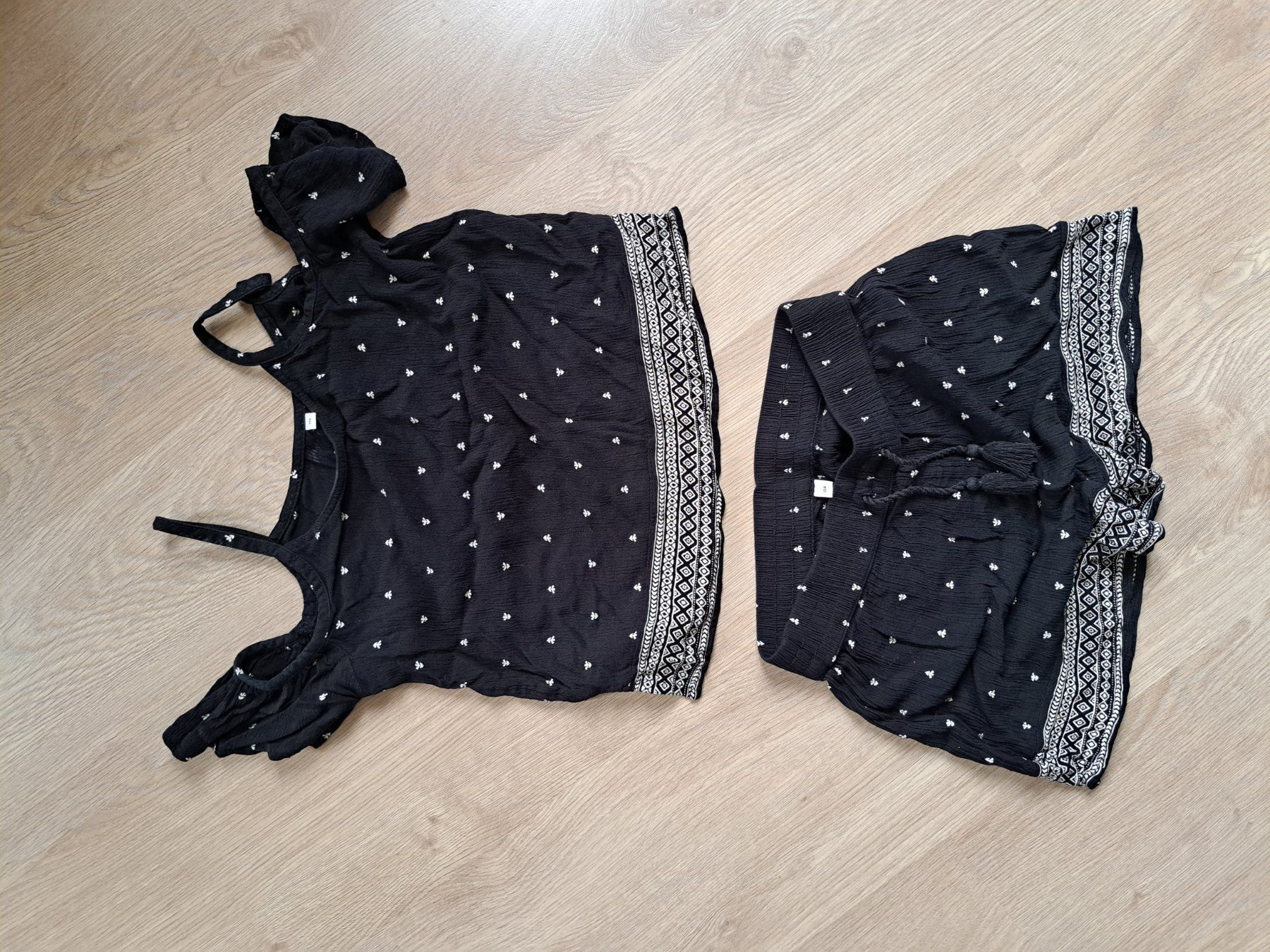 Lotti & Set di vestiti: Sommer-Set Mädchen Gr 134/140 – Usato da Biel/Bienne venduto da Flowi 2