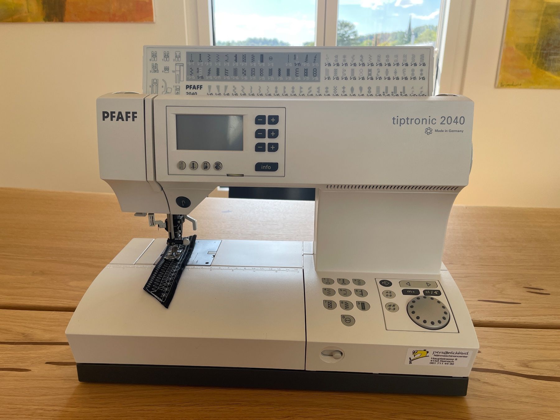 Machines à coudre: PFAFF Nähmaschine Tiptronic 2040 – D'occasion à Reinach BL par Buart 1