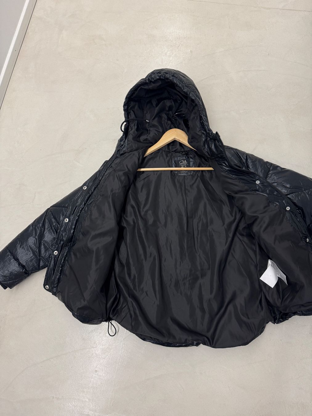 C&A Giacche: Doudoune noire brillante neuve – Usato da giffers venduto da sev_c9x9 2