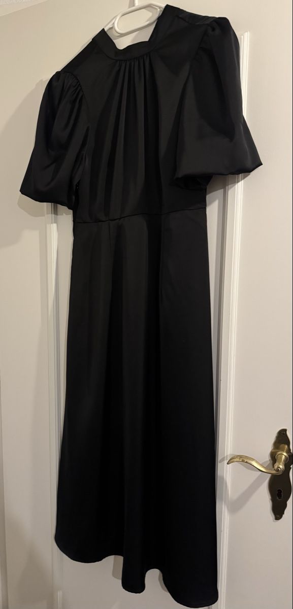 Kleider: Kleid – Gebraucht aus Ettenhausen TG von phi_2nym