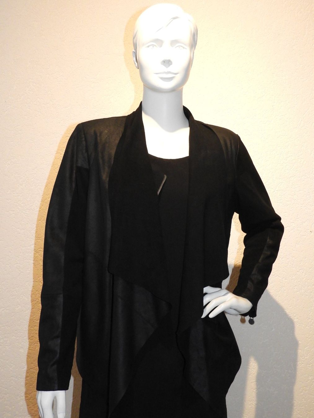 Giacche: veste cuir /blazer - T42 – Usato da Dombresson venduto da sev_bsb8 4