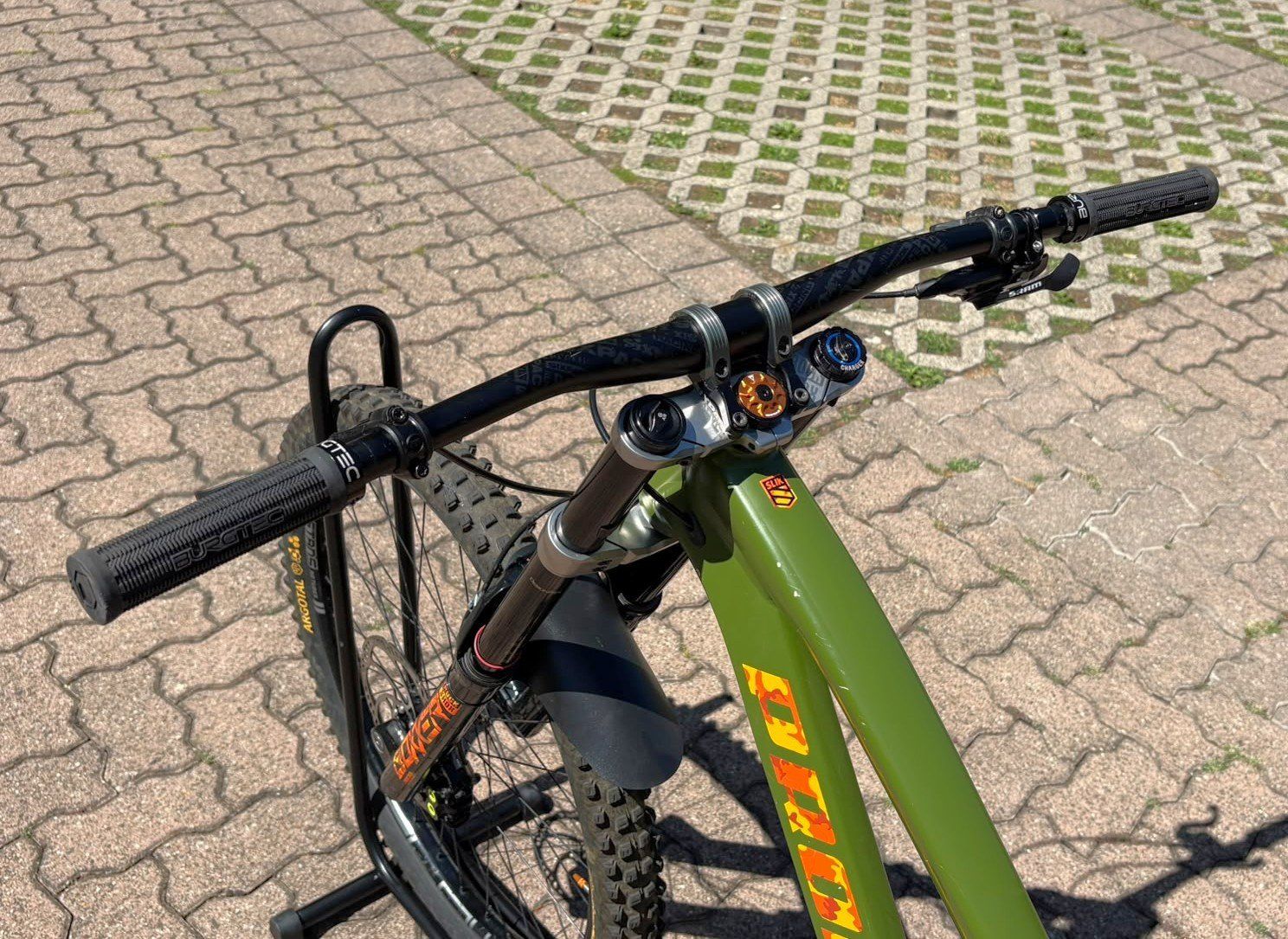 Propain Biciclette: Propain Rage AL Grösse M Downhill Bike – Usato da Oetwil an der Limmat venduto da Dudel 4