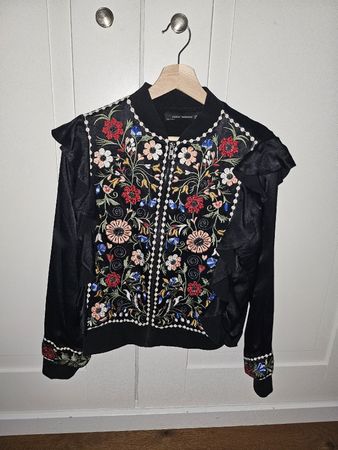 Zara Modern Light Jacket