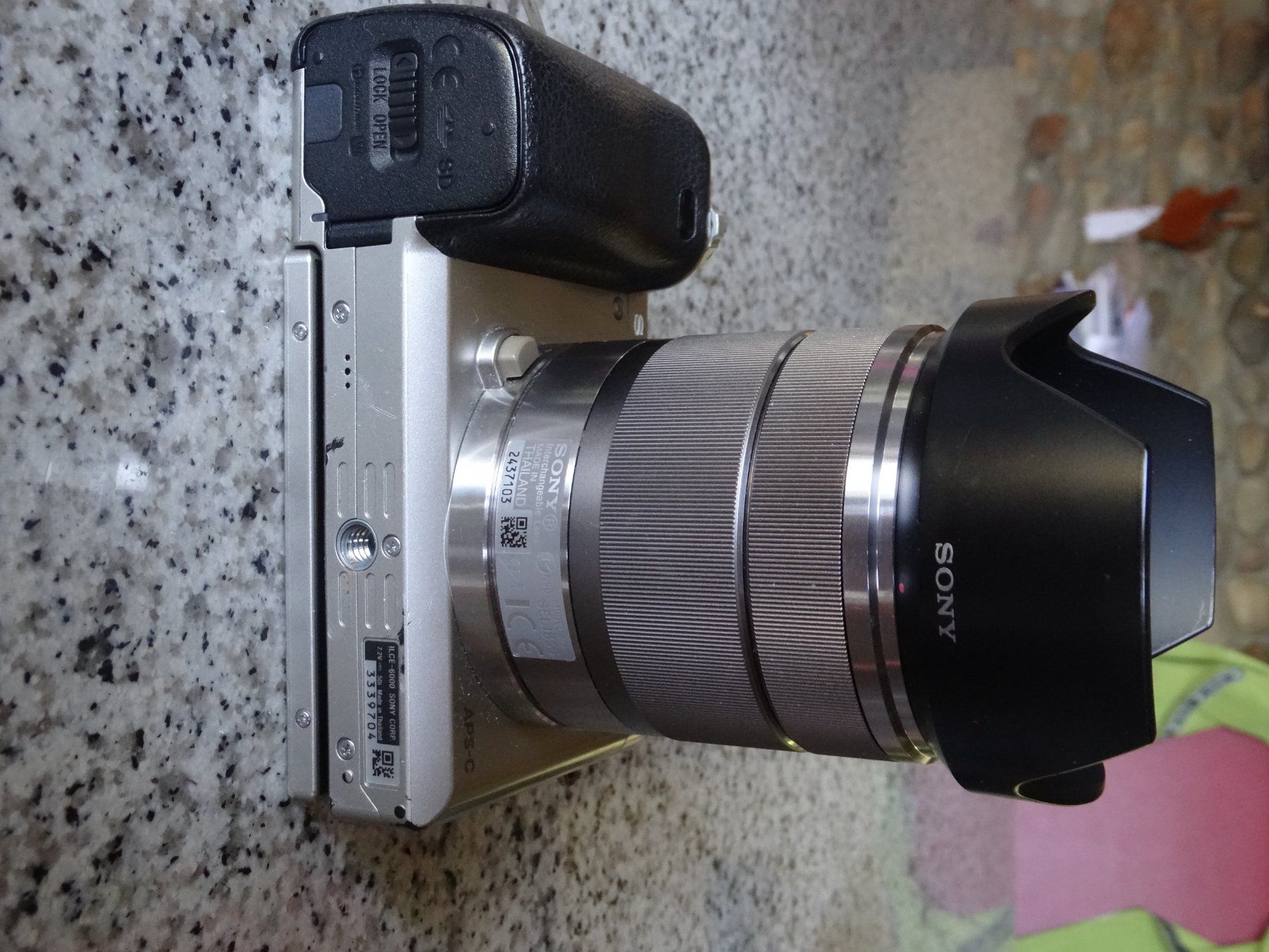 Sony Kamera: Sony Alpha 6000 & Objektiv – Gebraucht aus Buttisholz von rappirosen 5
