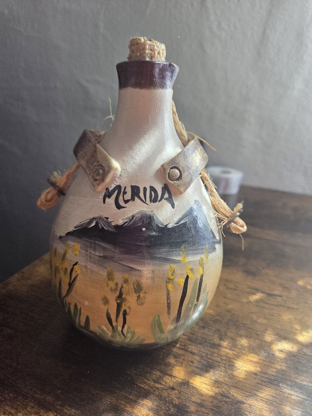 Alle Dekorationen: Decorative flask Merida painted ceramic good condition – Gebraucht aus Winterthur von Maricels_Boutique