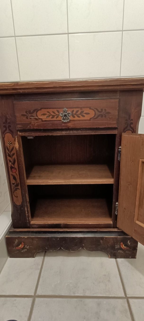 Voglauer Commodes: Voglauer Anno 1800 Kommode braun – D'occasion à Herznach par koro02 1