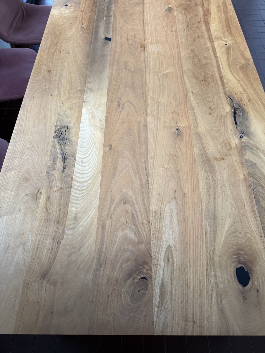 Tables: Holztisch – D'occasion à Zürich par chi_cg6r 1