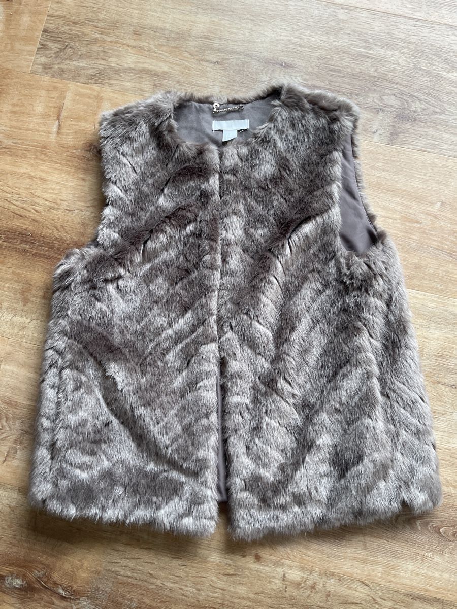 H&M Gilets & Westen: Kunstfellweste, H&M, Gr. 40 – Gebraucht aus Möhlin von Phmahrer