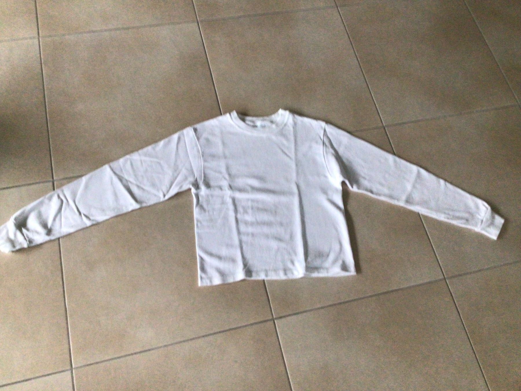 Maglioni & Felpe: Weisses Langarmshirt von Brandy Melville – Usato da Frauenfeld venduto da Stehojen