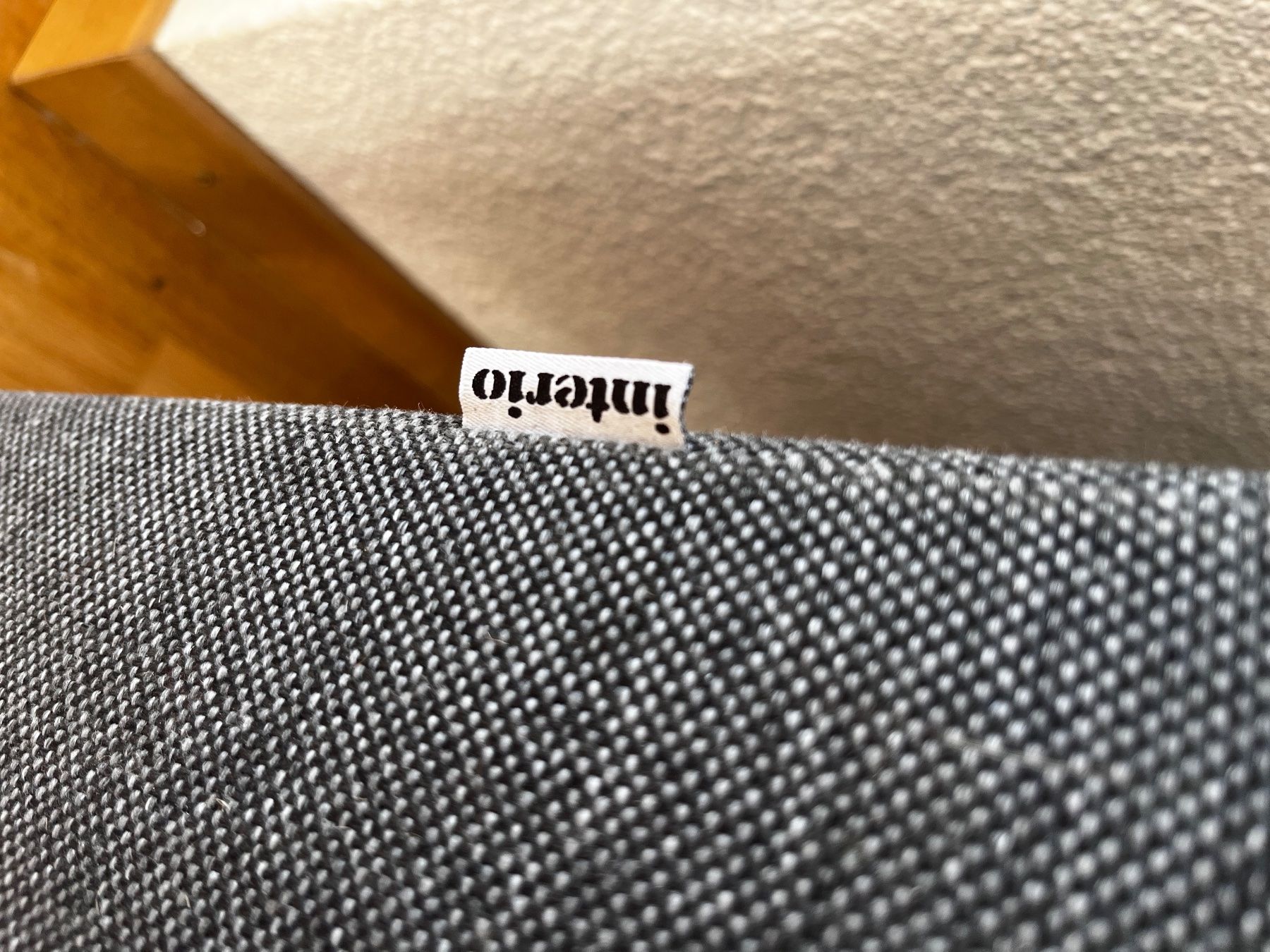 Interio Sofas: graues Interio Ecksofa in sehr gutem Zustand – Gebraucht aus Bern von fra_r775 2