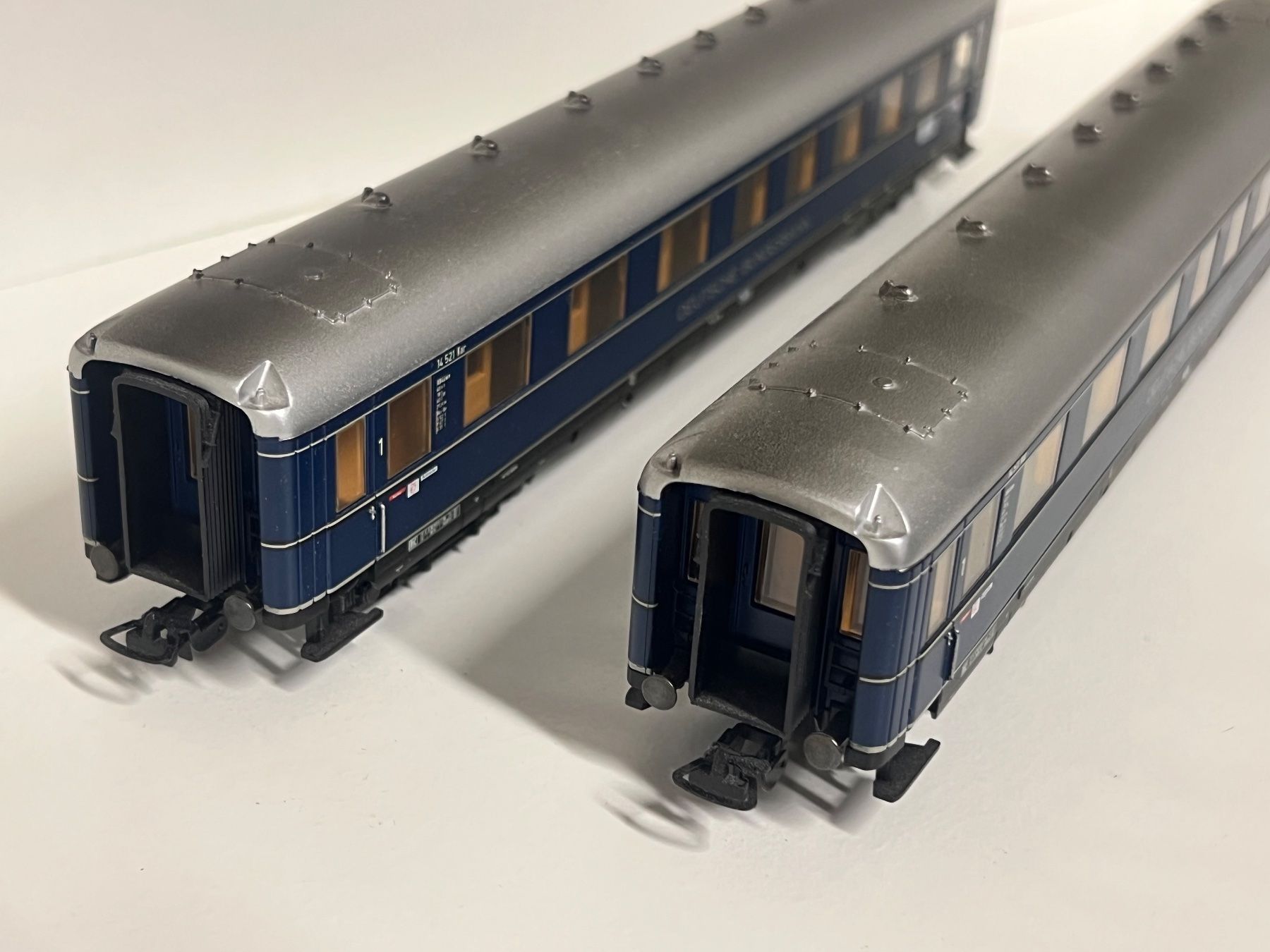 Märklin Modellini di ferrovie: Märklin H0 Schnellzugwagen DB Set – Usato da Neuenhof venduto da ludovicco 2