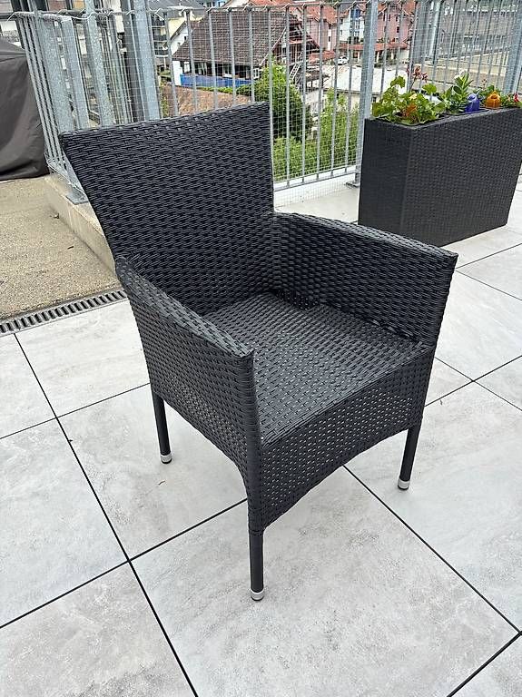 Set de table et chaises: Gartenset mit 8 Stühlen - neuwertig – D'occasion à Goldau par gis_k5rh 2