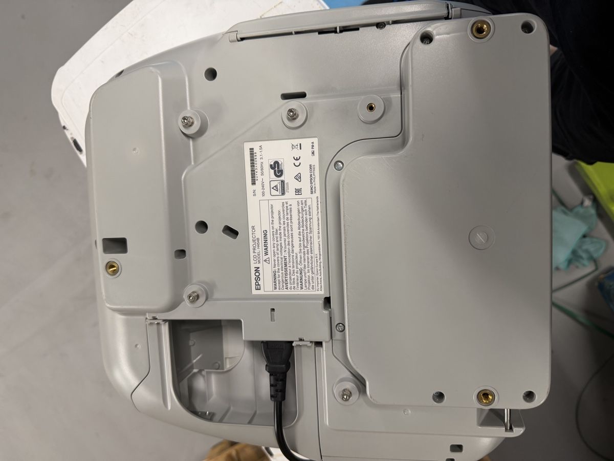 Videoprojektoren: Epson Beamer – Neu (gemäss Beschreibung) aus regensdorf von efe_tzt8 3