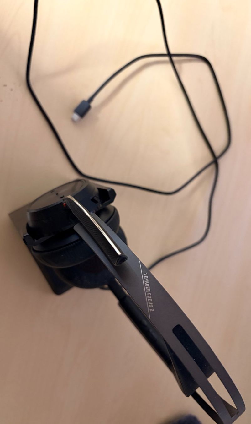 Hewlett Packard Kopfhörer: HP Headset Poly Voyager Focus 2 MS USB-C inkl. Ladestation – Gebraucht aus Unterkulm von Robwell 2