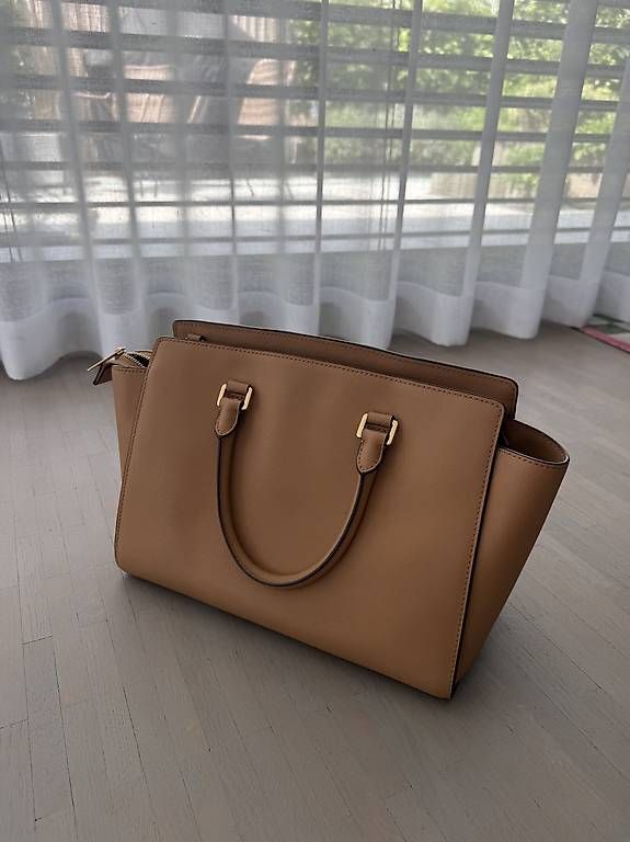 Michael Kors Taschen für Damen: Michael Kors Tasche braun Leder – Gebraucht aus Oftringen von lau_zf5r 2