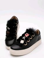 FILM Sneakers US9 UK6 EU39 schwarz runde Zehenpartie Pelz