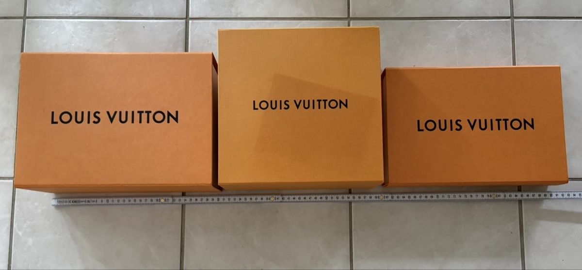 Louis Vuitton Borse: 3 Louis Vuitton Schachteln – Usato da Etoy venduto da Diadefin 1