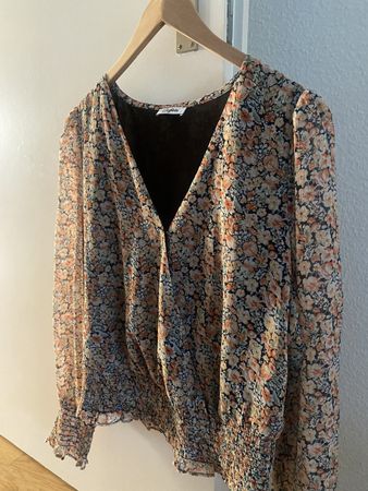 Buffalo Bluse Blume Grösse M guter Zustand 
