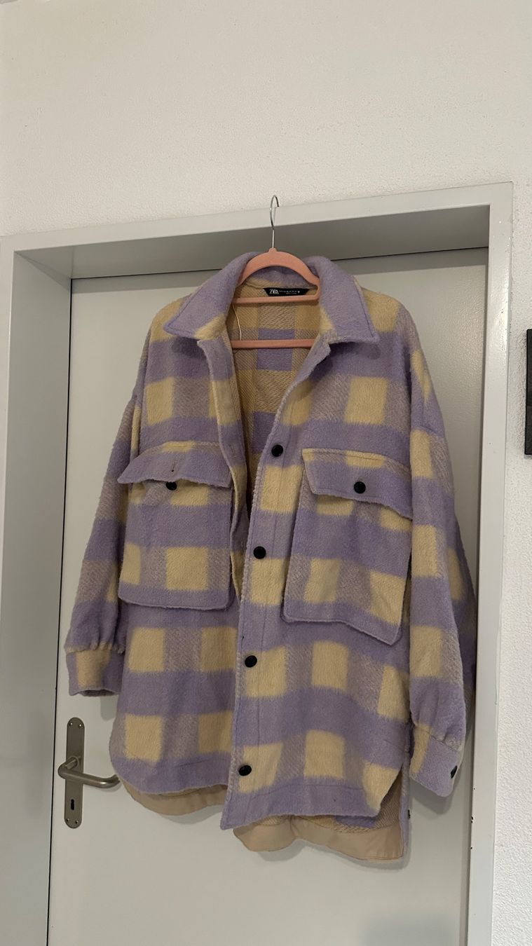 Jacken: Karierte Zara Jacke – Gebraucht aus Chur von sivik