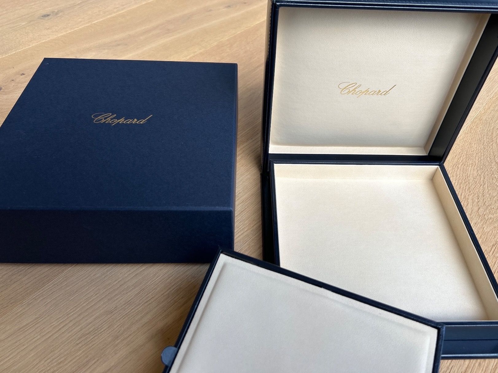 Chopard Uhren: Chopard - Uhren-/Schmuckbox – Neu und originalverpackt aus Fläsch von sus_69xn 2