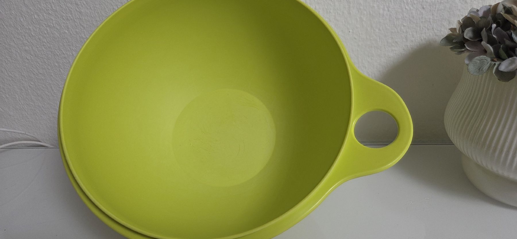 Tupperware Contenitori & Simili: Tupperware 2.75 l – Usato da Embrach venduto da Musti20 1