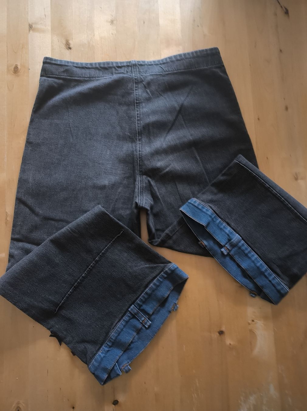 Pantaloni: Pantacourt  COP. COPINE Taille 40 – Usato da Attalens venduto da frakimir 2