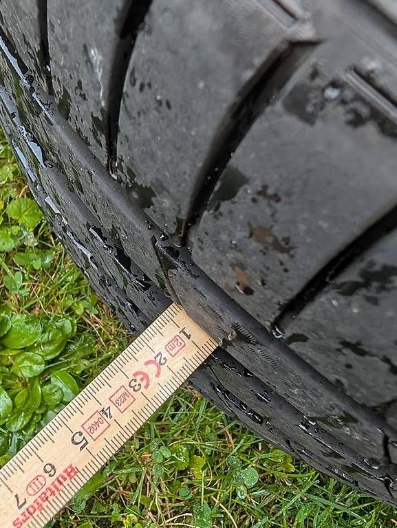 Cerchioni: Autofelgen mit Sommerreifen – Usato da Wettingen venduto da pei_v5cc 3