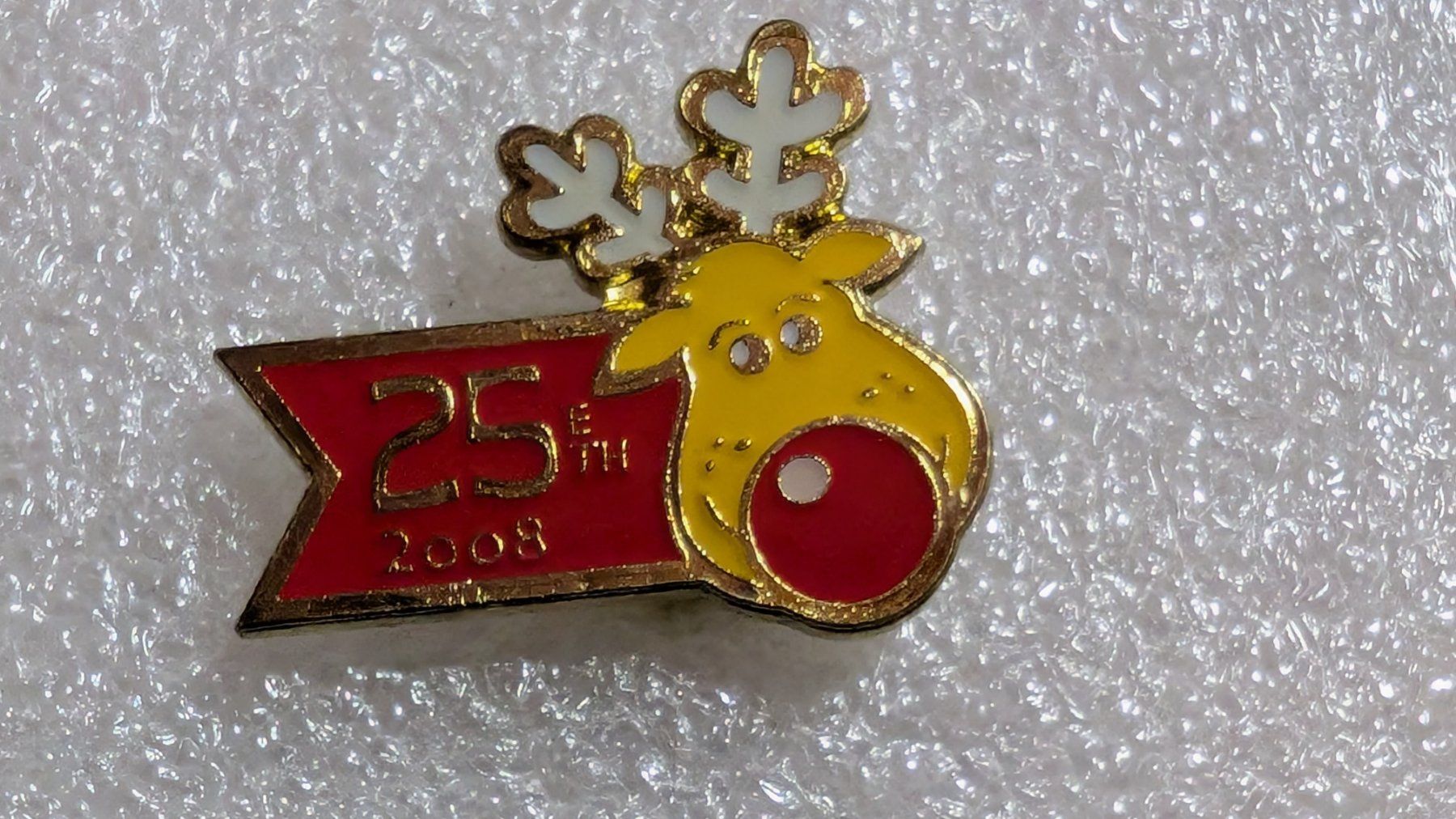 Plaketten & Abzeichen: Ansteckpin 271: ETH – Gebraucht aus Oppligen von Pin-Fall-Shop
