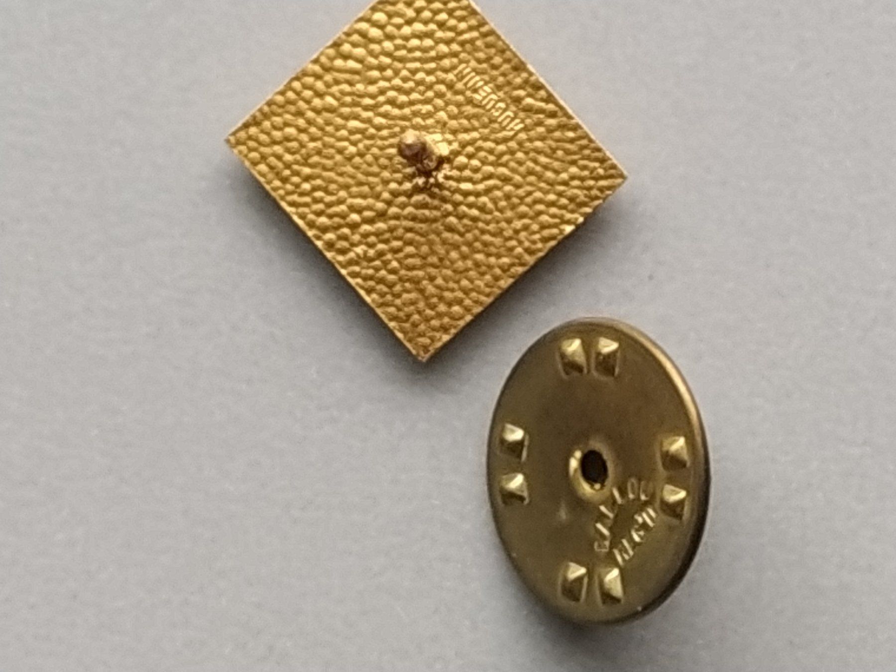 Omega Sonstiger Schmuck: 3 versch. Omega Pins - VINTAGE – Neu (gemäss Beschreibung) aus Basel von magicpower99 5