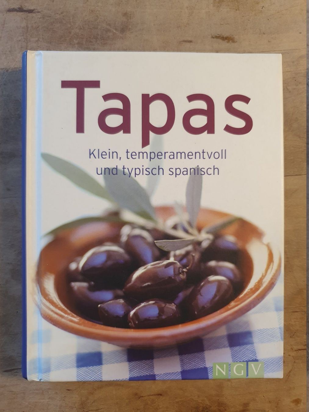 Bücher: Tapas NGV – Gebraucht aus Zürich von loosebone