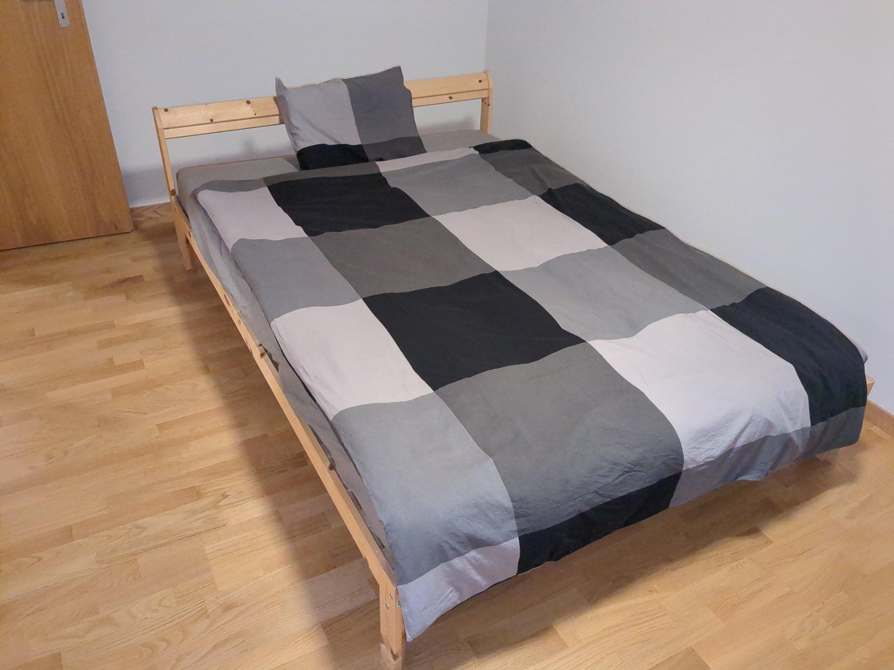 Ikea Betten: 140x200 IKEA complete bed (frame, base, mattress, 4 sheets) – Gebraucht aus Unterwasser von mat_2sjm
