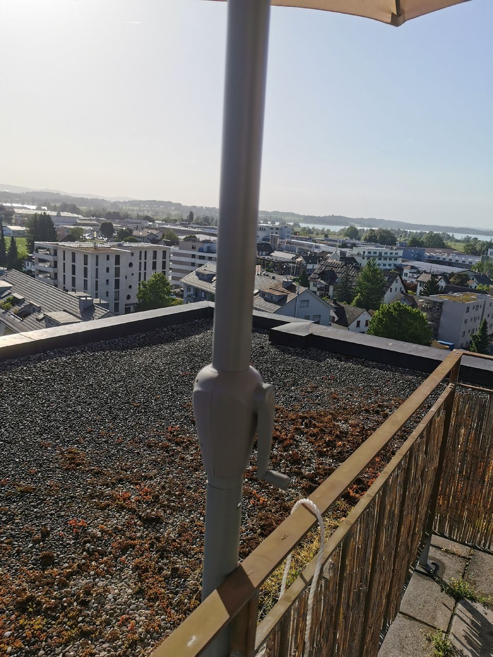 Parasols: Grosser Sonnenschirm für Garten oder Balkon – D'occasion à Wetzikon ZH par Tothart 2