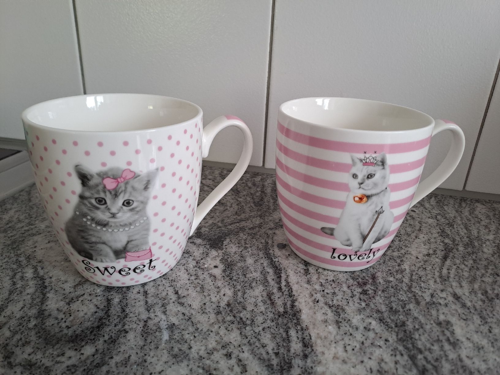 Tazze: 2er Set Tassen mit Katzenmotiv – Usato da Rickenbach LU venduto da bishiida 1