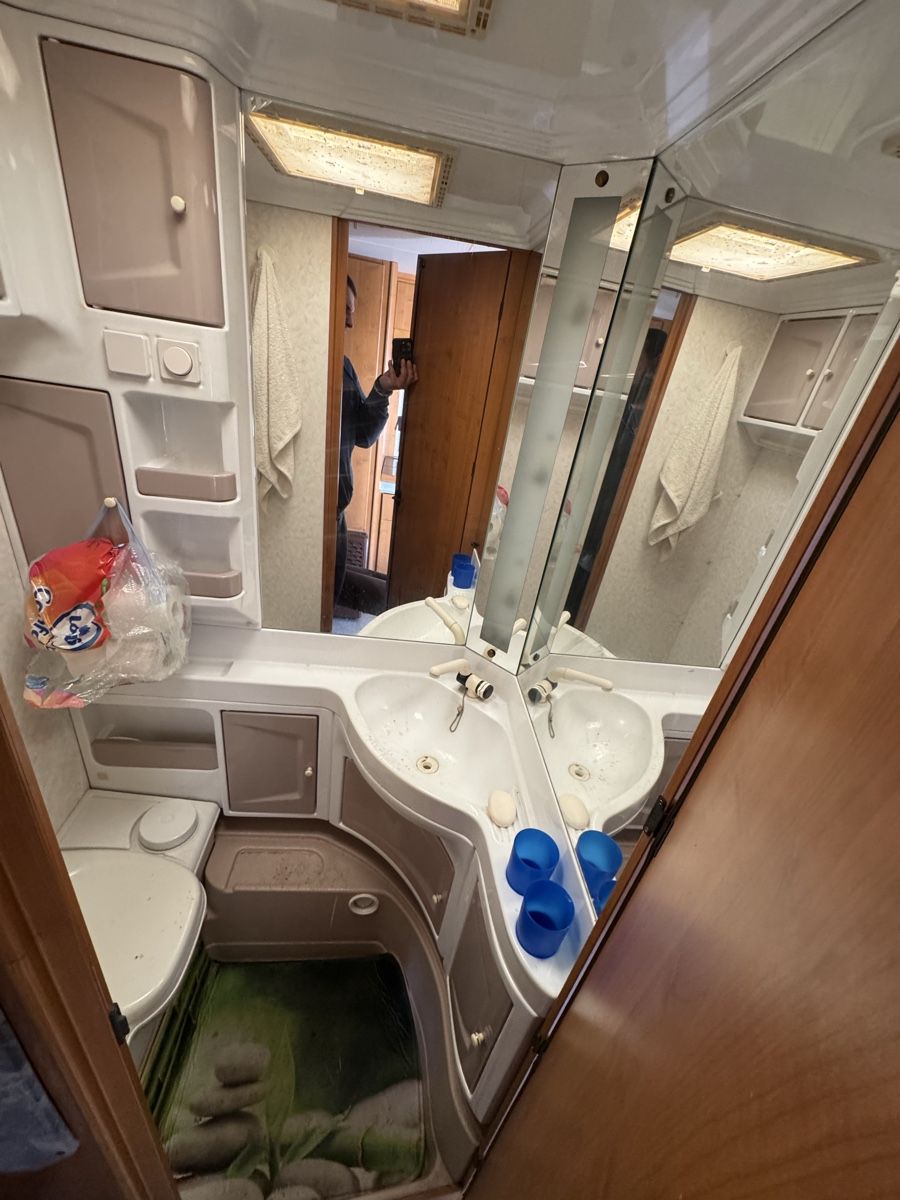 Camping Fahrzeuge: Caravanne/Wohnwagen – Gebraucht aus Roche VD von sas_dl7k 7