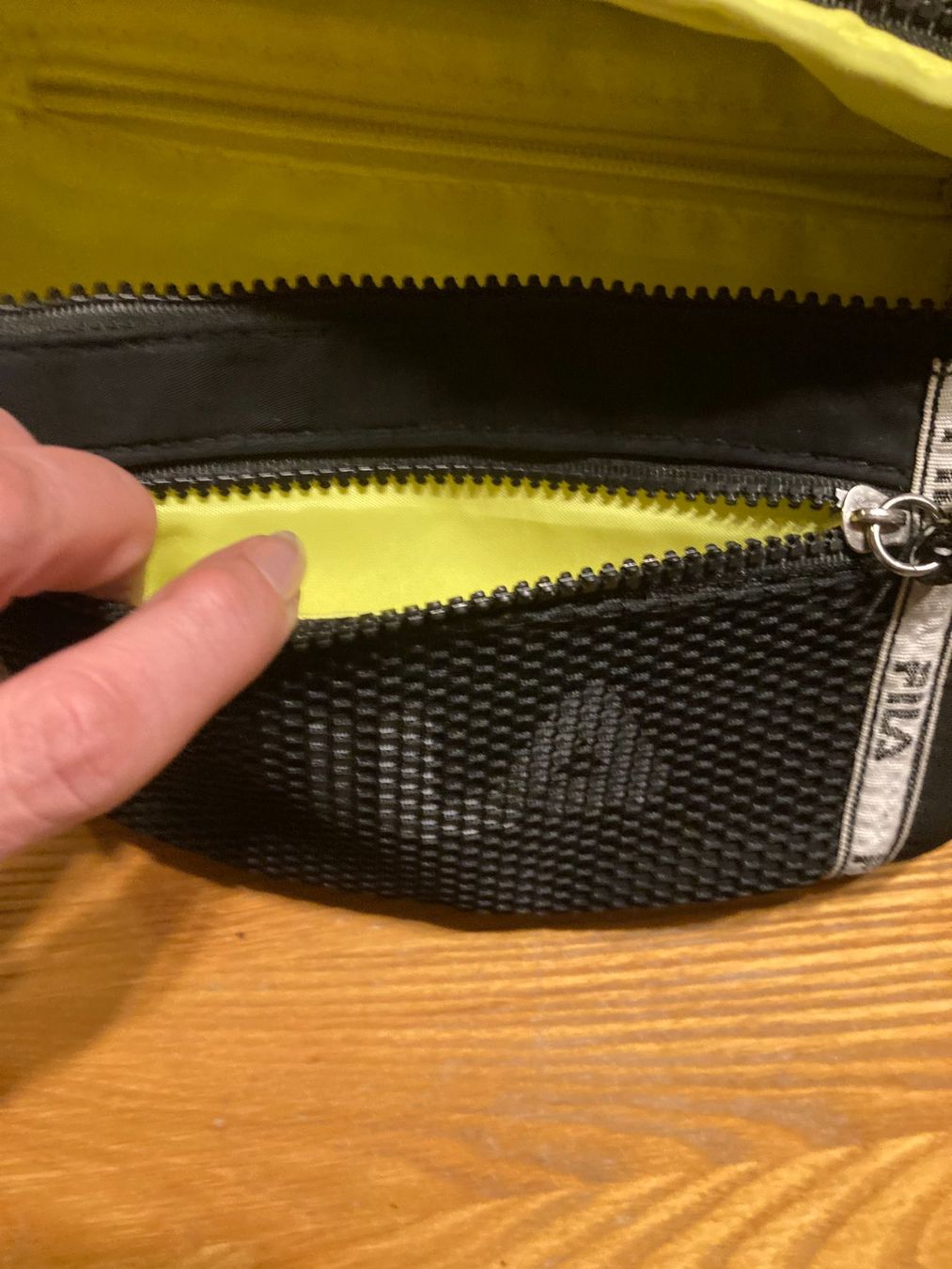 Fila Taschen: Bauchtasche – Gebraucht aus Balsthal von dasesaro 2