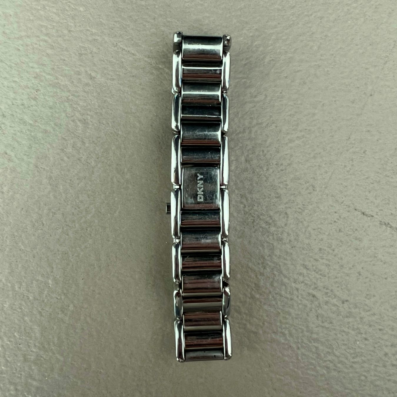 DKNY Orologi: DKNY Armbanduhr 🩶 – Usato da Zürich venduto da ClosetQueen 3