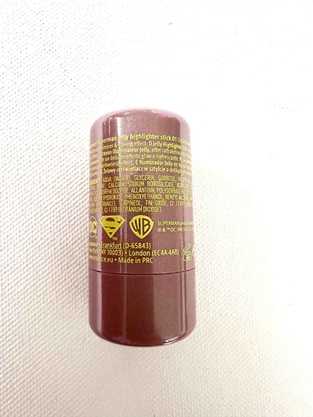 Make-up: Essence SUPERMAN Jelly Highlighter Stick 01 Undefeated – Gebraucht aus Emmenbrücke von little.treasures 2