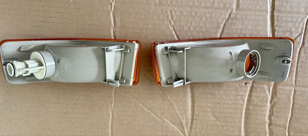 Audi Scheinwerfer: Clignotants Audi 80 90 – Gebraucht aus Fribourg von rs19 3