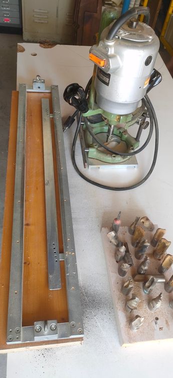 Mannesmann Elektrische Oberfräse M12868 - Mit 6 Fräsern Inklusive