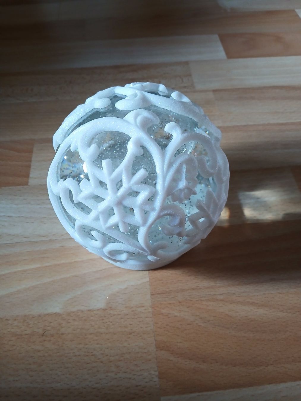 Tutte le decorazioni: Elektische Schneekugel mit Glitzer – Nuovo (secondo la descrizione) da Bärschwil venduto da kik_c28v 1