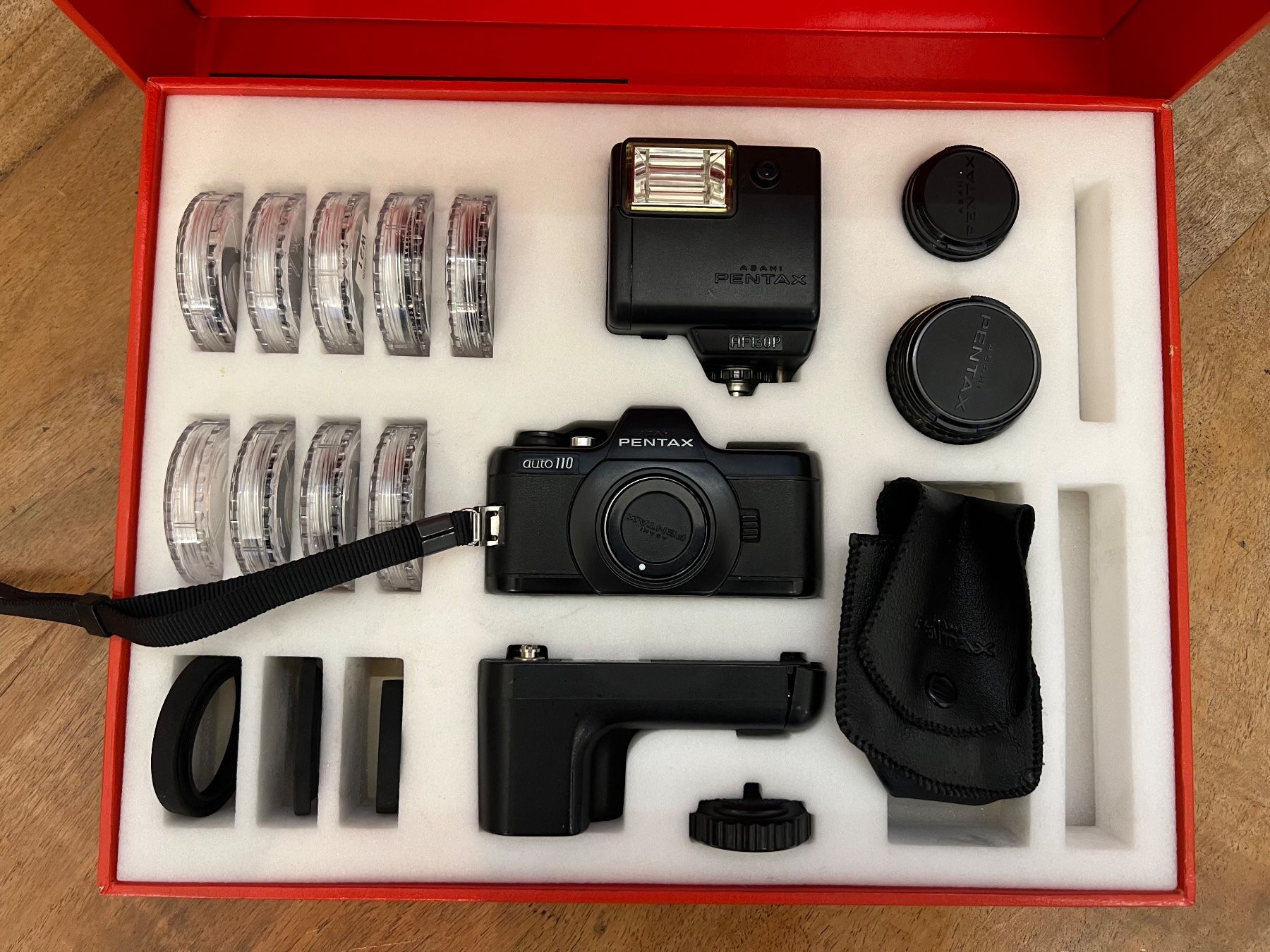 Pentax Kamera: PENTAX auto 110 SLR System + Pentax Objektiv – Gebraucht aus Otelfingen von Yossi-68 1