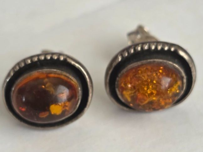Ohrringe & -stecker: Ohrstecker Silber mit Bernstein – Gebraucht aus Wittenbach von rose_rosi