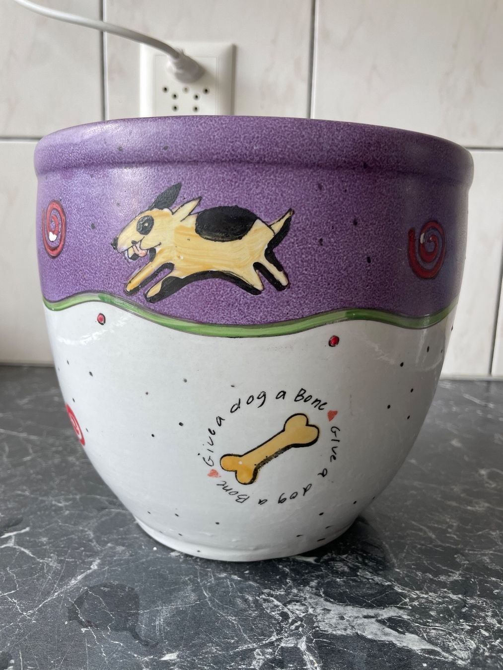 Vasi per fiori: Lustiger Blumentopf Hund violett gebraucht – Usato da Nidau venduto da Beritundpan